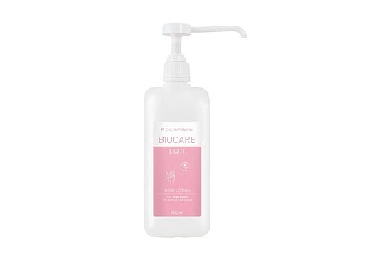 BIOCARE LIGHT 15% — viegls ādas losjons ar šī sviestu visiem ādas tipiem